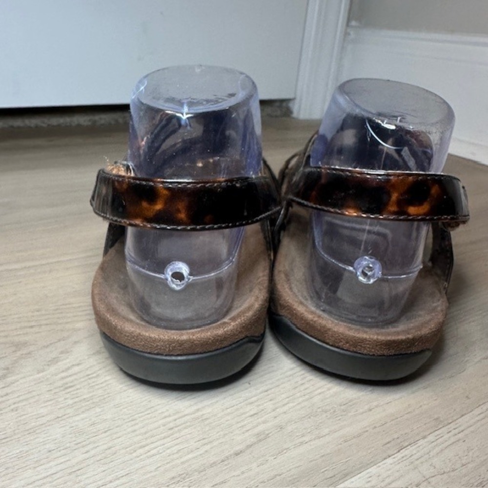 Vionic Amber Tortoiseshell Strappy Wedge Sandals Women's Size 7 Comfort - Picture 5 of 8